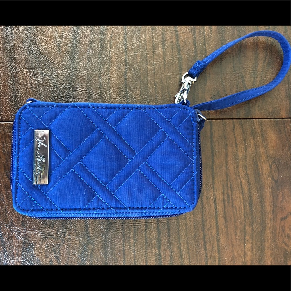 Vera Bradley wallet/phone wristlet. NWOT